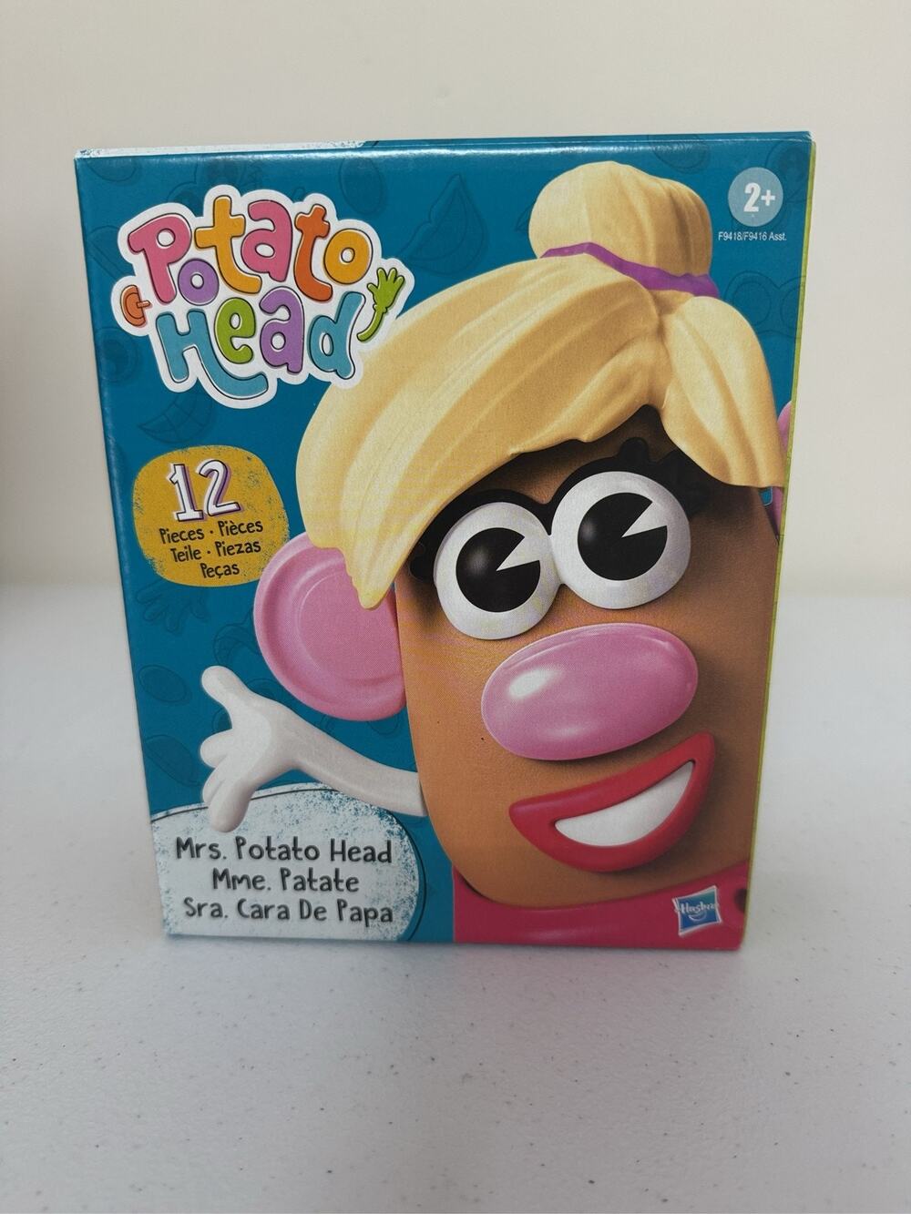 Hasbro Mrs. Potato Head Preschool Toy Set, 12 Pieces, Ages 2+